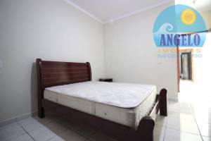 Casa para venda no bairro Jardim Marcia em Peruibe, entre 400 e 800 metros da praia
