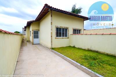 Casa em Peruíbe para venda