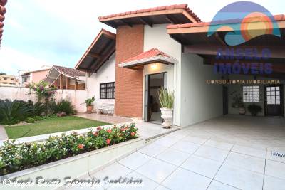 Casa em Peruíbe para venda