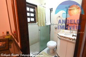 Casa lado praia á venda no bairro Oásis em Peruíbe
