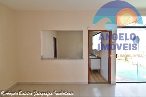 Casa á venda no bairro Arpoador em Peruíbe