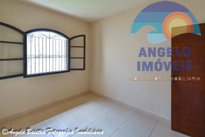 Casa á venda no bairro Arpoador em Peruíbe