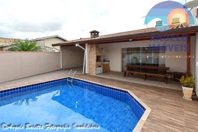 Casa em Peruíbe para venda