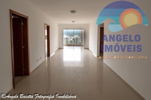 Apartamento á venda no bairro Centro em Peruíbe