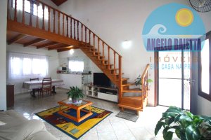 Casa á venda no bairro Continental em Peruíbe