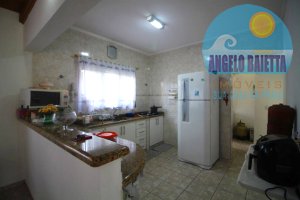 Casa á venda no bairro Continental em Peruíbe
