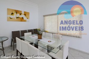 Casa á venda no condomínio Bougainvillée V em Peruíbe