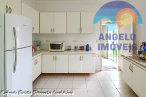 Casa á venda no condomínio Bougainvillée V em Peruíbe