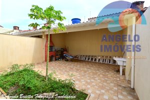 Casa á venda no bairro Cidade Nova Peruibe em Peruíbe