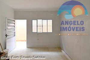 Casa á venda no bairro Cidade Nova Peruibe em Peruíbe