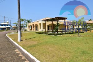 Terreno á venda no condomínio Bougainvillée IV em Peruíbe