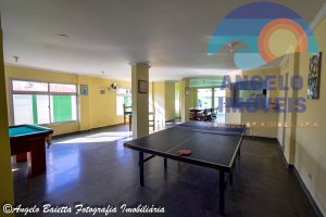Apartamento lado praia á venda no bairro Belmira Novaes em Peruíbe