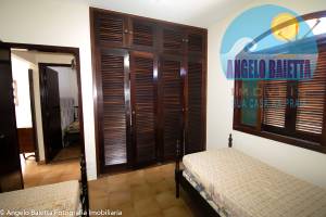Casa lado praia para venda no bairro Arpoador em Peruibe