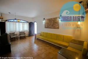 Casa lado praia para venda no bairro Arpoador em Peruibe