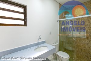 Casa lado praia, piscina, 3 suítes, á venda no bairro Samburá em Peruíbe