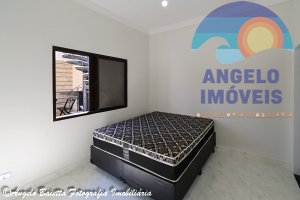 Casa lado praia, piscina, 3 suítes, á venda no bairro Samburá em Peruíbe