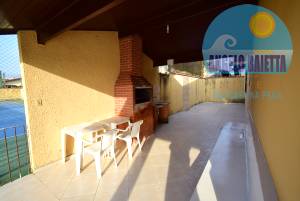 Casa á venda no bairro Turistico em Peruíbe á 800 metros da praia