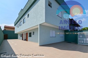 Apartamento á venda no bairro Belmira Novaes em Peruíbe