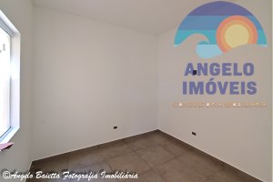 Casa á venda no bairro Antonio Novaes em Peruíbe