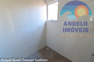 Casa á venda no bairro Antonio Novaes em Peruíbe