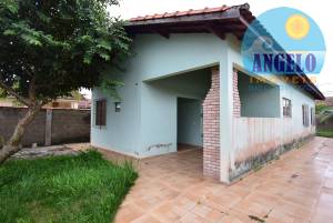 Casa para venda no bairro Cidade Nova Peruibe em Peruibe, entre 800 e 1200 metros da praia