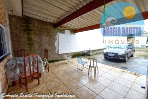 Casa á venda no bairro Ribamar em Peruíbe