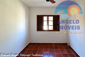 Casa á venda no bairro São João Batista em Peruíbe