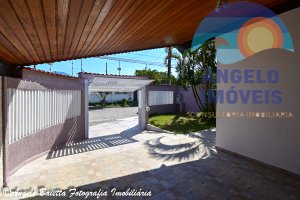 Casa á venda no bairro São João Batista em Peruíbe