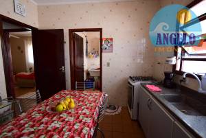 Casa com piscina, 3 dormitorios em Peruibe, entre 400 e 800 metros da praia