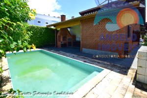 Casa á venda no condomínio Bougainvillée II em Peruíbe