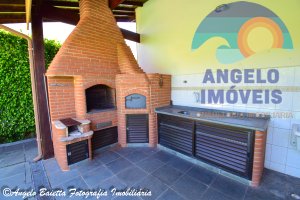 Casa á venda no condomínio Bougainvillée II em Peruíbe