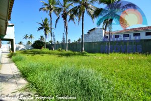 Casa frente mar á venda no bairro Centro em Peruíbe