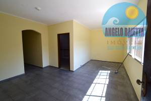 Casa para locação no bairro Jardim Peruibe em Peruibe, acima de 1200 metros da praia