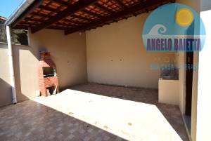 Casa para locação no bairro Jardim Peruibe em Peruibe, acima de 1200 metros da praia