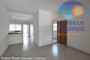 Casa pá venda no bairro Ribamar em Peruíbe