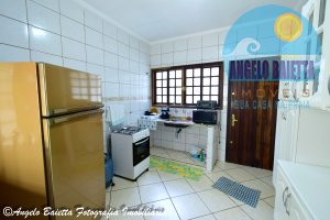 Casa á venda no bairro Jardim Marcia em Peruíbe