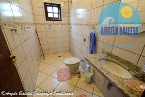 Casa á venda no bairro Jardim Marcia em Peruíbe