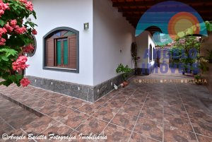 Casa á venda no bairro Florida em Peruíbe
