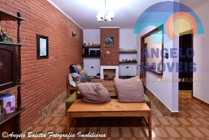 Casa á venda no bairro Florida em Peruíbe