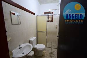 Casa para venda no bairro São José em Peruibe, acima de 1200 metros da praia