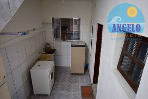 Casa para venda no bairro São José em Peruibe, acima de 1200 metros da praia