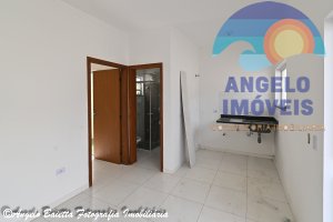 Apartamento á venda no bairro Ribamar em Peruíbe