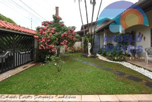 Casa á venda no bairro Stella Maris em Peruíbe