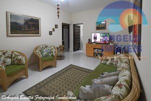 Casa á venda no bairro Stella Maris em Peruíbe