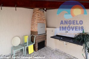 Casa para locação no bairro Jardim Marcia em Peruíbe