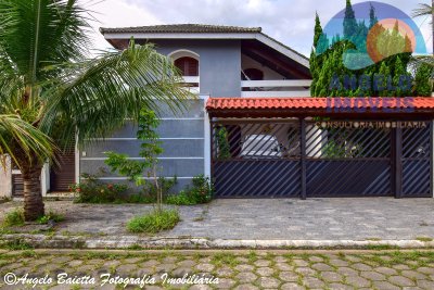 Casa em Peruíbe para venda