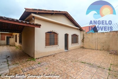 Casa em Peruíbe para venda