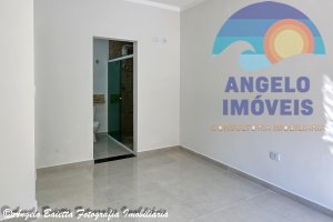 Sobrado lado praia, 4 suítes, piscina, á venda no bairro Cidade Nova Peruíbe em Peruíbe