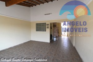 Casa para venda no bairro São José em Peruíbe