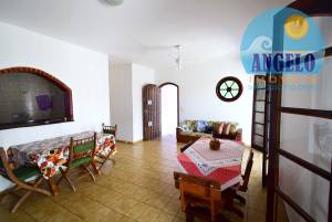 Casa para venda no bairro Oasis em Peruibe, entre 200 e 400 metros da praia